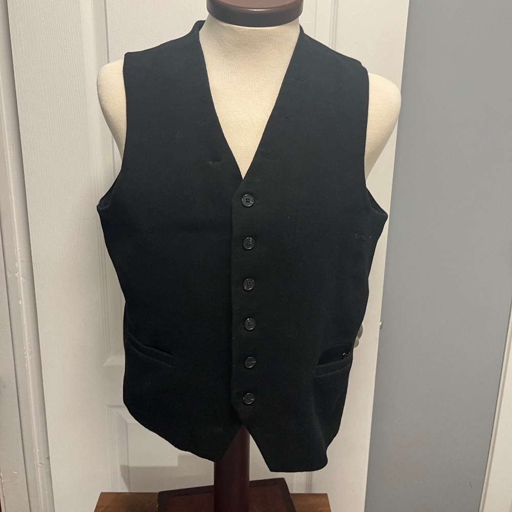 DKNY limited edition vest black
